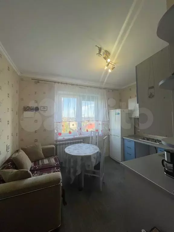1-к. квартира, 37 м, 9/9 эт. - Фото 1