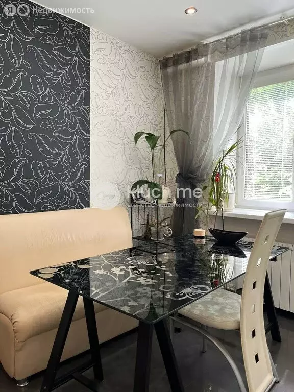 1-комнатная квартира: Казань, улица Гарифьянова, 8 (40.6 м) - Фото 1
