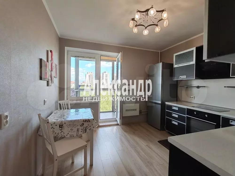 1-к. квартира, 43 м, 9/15 эт. - Фото 1