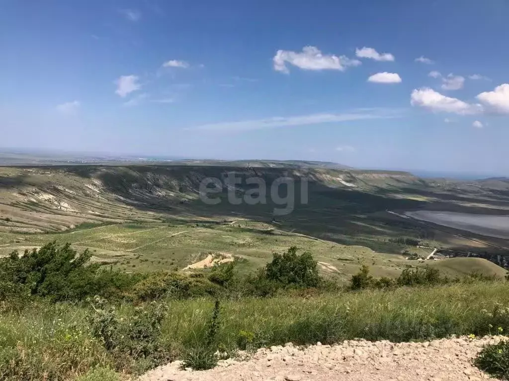 Участок в Крым, Симферопольский район, с. Первомайское  (105.9 сот.) - Фото 0