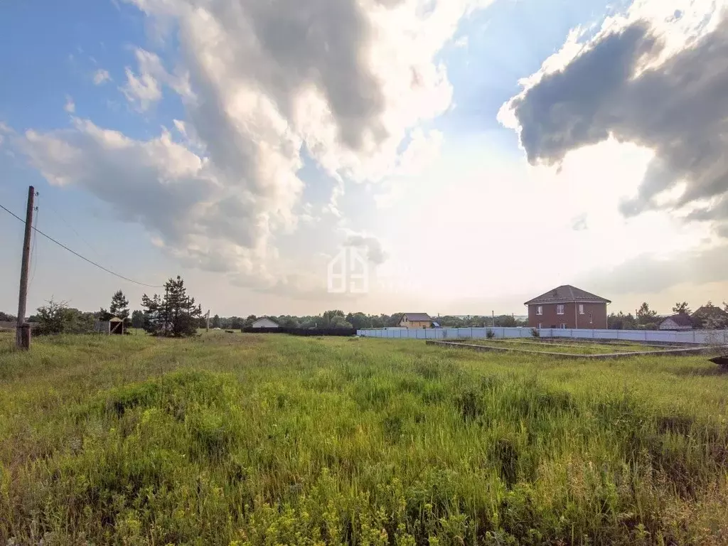 Участок в Калужская область, Дзержинский муниципальный округ, с. ... - Фото 1