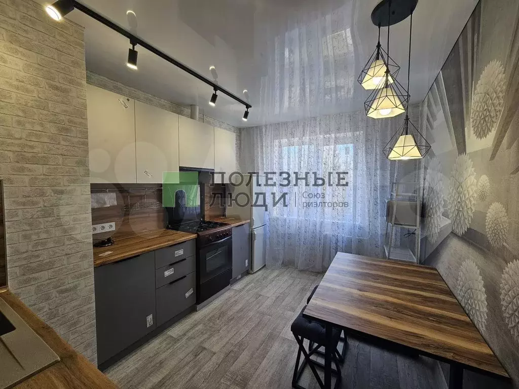 3-к. квартира, 63 м, 6/9 эт. - Фото 0