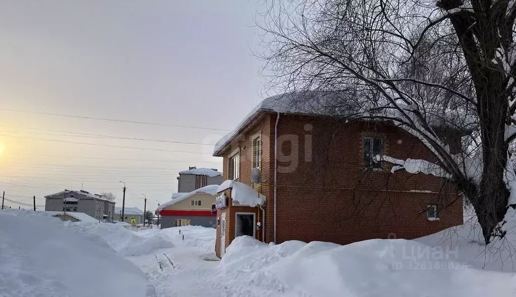 Офис в Марий Эл, Морки городское поселение, Морки пгт ул. ... - Фото 1