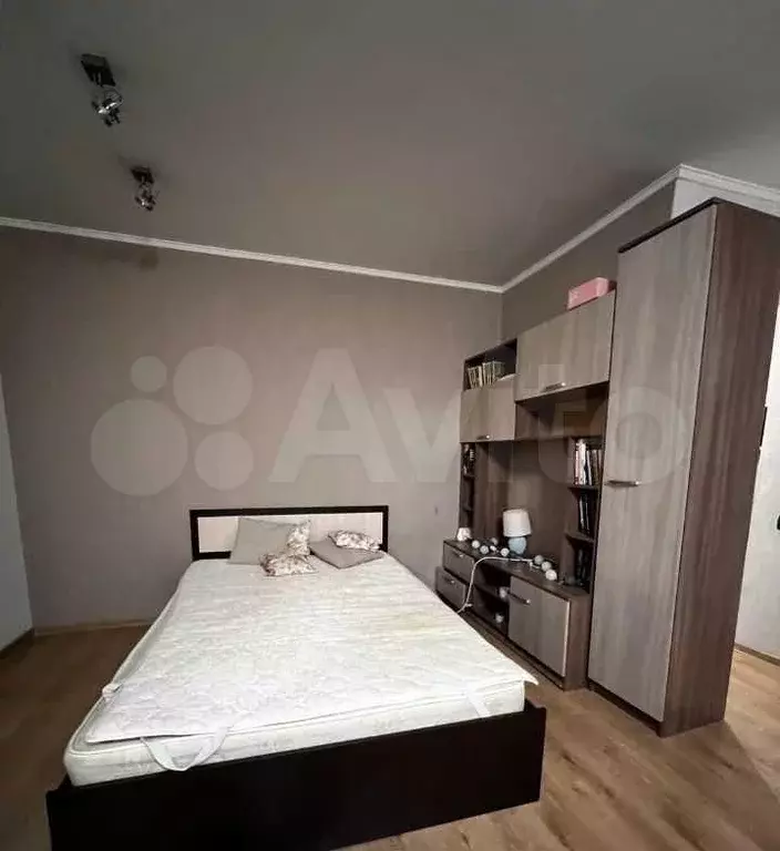 1-к. квартира, 40 м, 4/9 эт. - Фото 0