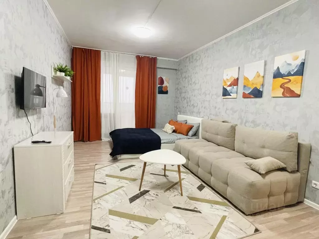 1-к кв. Свердловская область, Екатеринбург ул. Соболева, 19 (450.0 м) - Фото 1