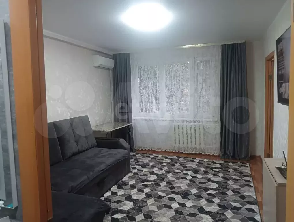 3-к. квартира, 60 м, 1/5 эт. - Фото 0