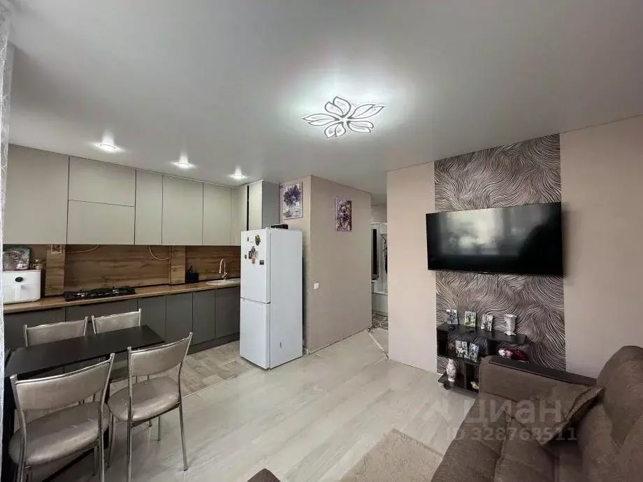 1-к кв. Татарстан, Зеленодольск ул. Карла Маркса, 44 (26.5 м) - Фото 1