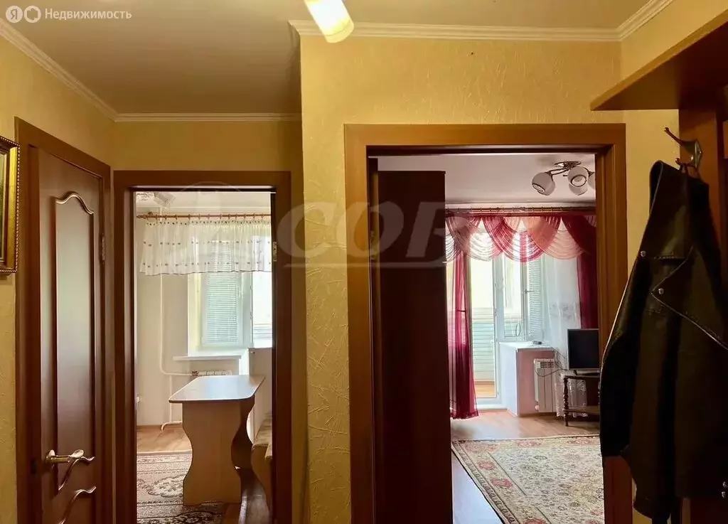 2-комнатная квартира: Тюмень, Таврическая улица, 2 (46.7 м) - Фото 1