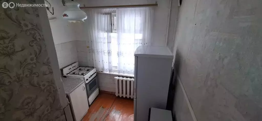 3-комнатная квартира: Казань, улица Гагарина, 49 (57.6 м) - Фото 2