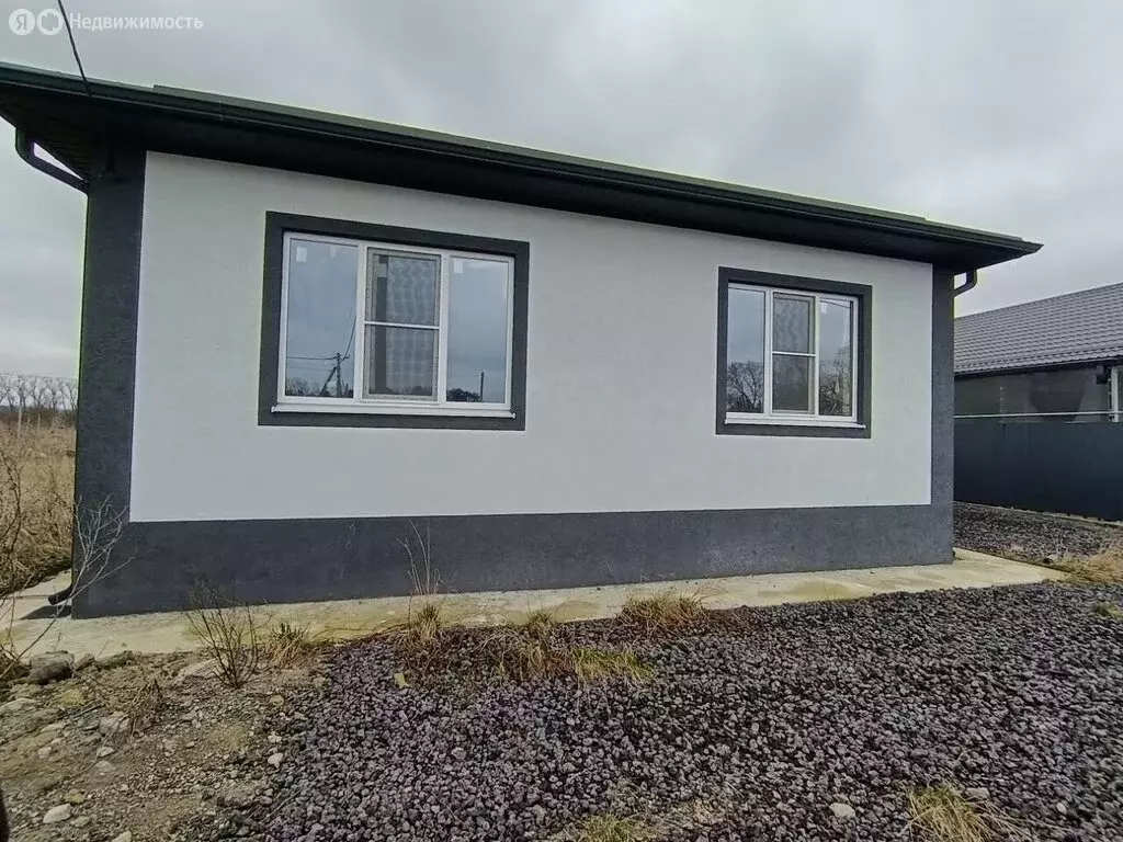 Дом в Крымск, Кривая улица (89.7 м) - Фото 1