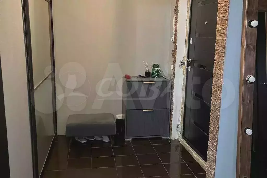 1-к. квартира, 40 м, 2/10 эт. - Фото 1