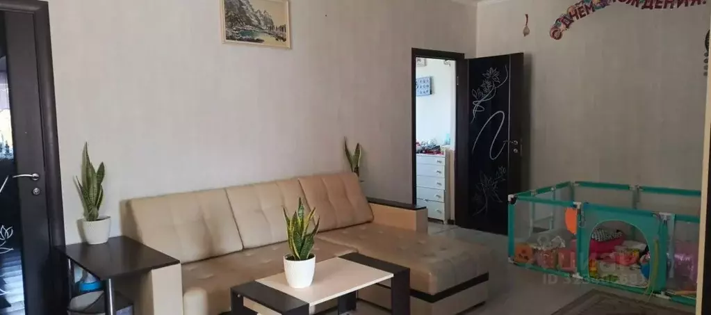 Дом в Краснодарский край, Ейское городское поселение, пос. Широчанка ... - Фото 1