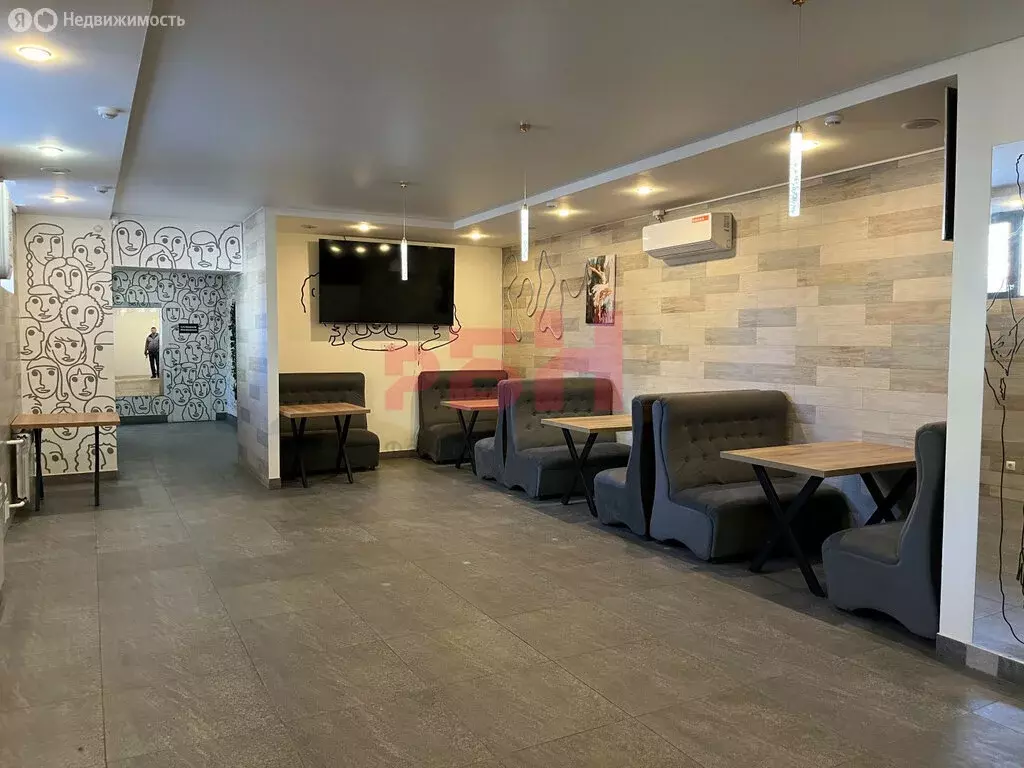 Помещение свободного назначения (236 м) - Фото 1