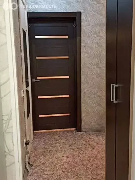 1-комнатная квартира: Великий Новгород, Державинский район, улица ... - Фото 0