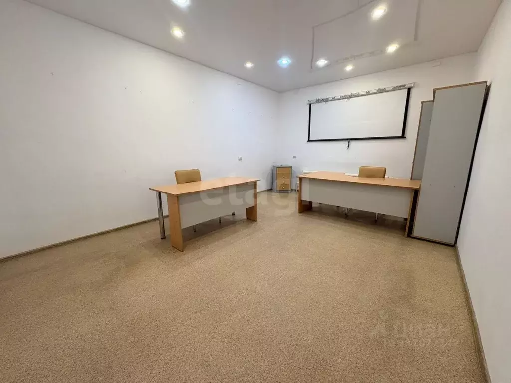 Офис в Ханты-Мансийский АО, Ханты-Мансийск ул. Рознина, 128 (22 м) - Фото 1