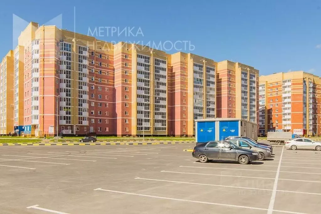 3-к кв. Тюменская область, Тюмень Кремлевская ул., 102 (109.9 м) - Фото 1