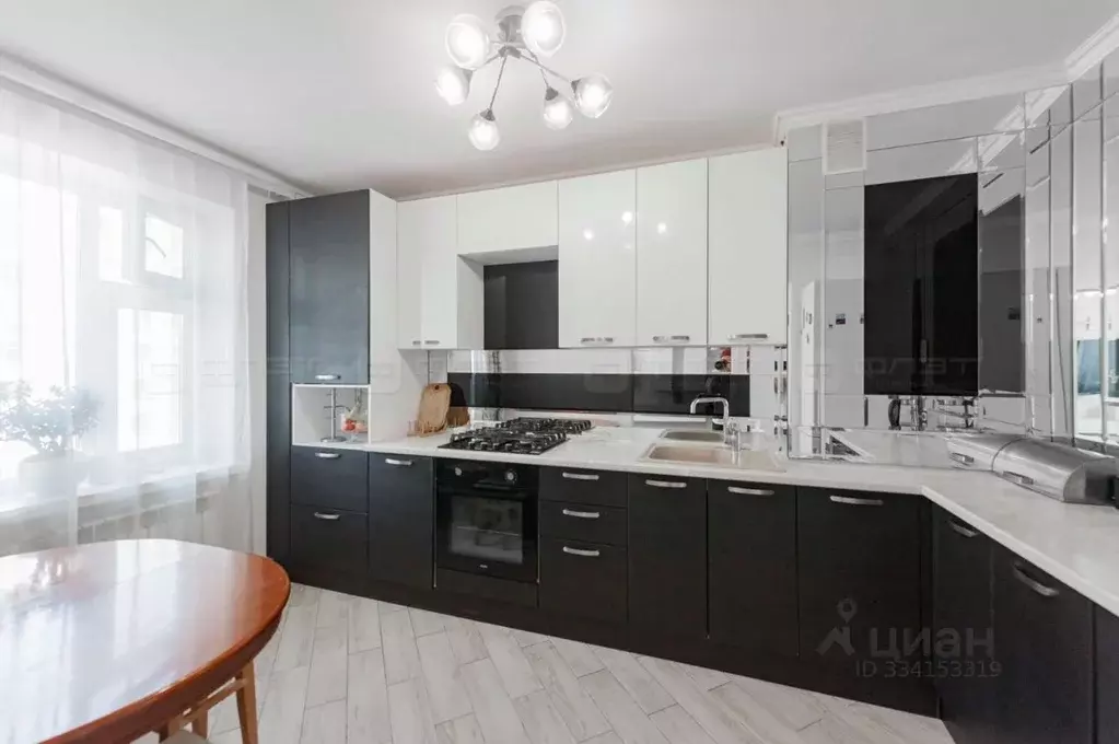 4-к кв. Татарстан, Казань ул. Четаева, 51 (87.5 м) - Фото 1