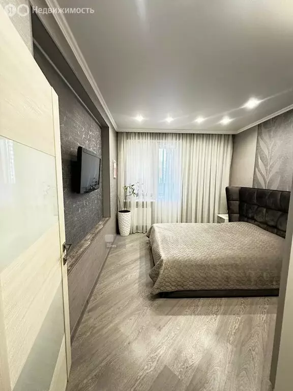 3-комнатная квартира: Одинцово, Сколковская улица, 3Б (93.3 м) - Фото 1