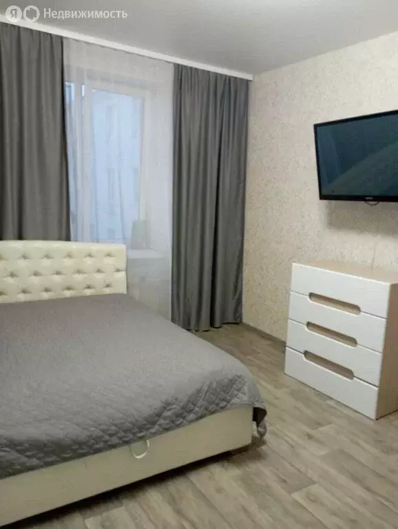 4-комнатная квартира: Екатеринбург, проспект Ленина, 5к2 (92.5 м) - Фото 1