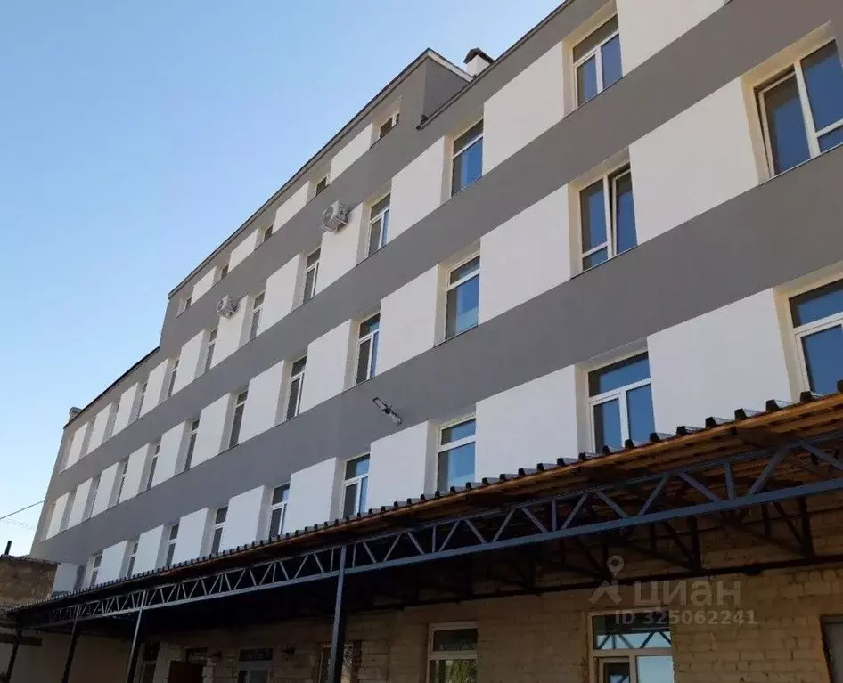 Офис в Саратовская область, Саратов ул. Имени И.С. Кутякова, 113с2 ... - Фото 1