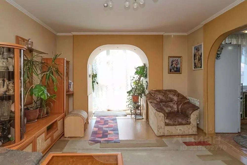 2-к кв. Омская область, Омск ул. Куйбышева, 54 (51.1 м) - Фото 2