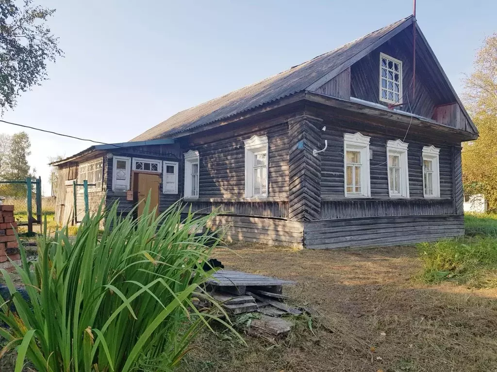 Дом в Вологодская область, Шекснинский муниципальный округ, д. ... - Фото 1