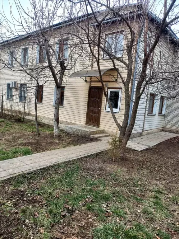 Дом в Ростовская область, Волгодонск пер. Чехова, 3 (200 м) - Фото 0