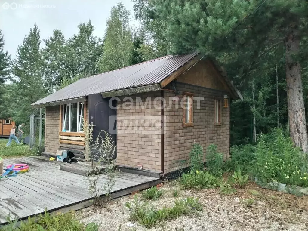 Дом в Свердловская область, муниципальный округ Ревда, посёлок Гусевка ... - Фото 1