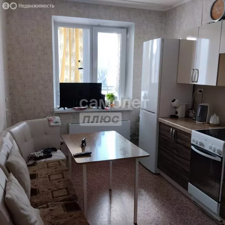 3-комнатная квартира: Томск, 4-я Заречная улица, 35 (70.8 м) - Фото 0