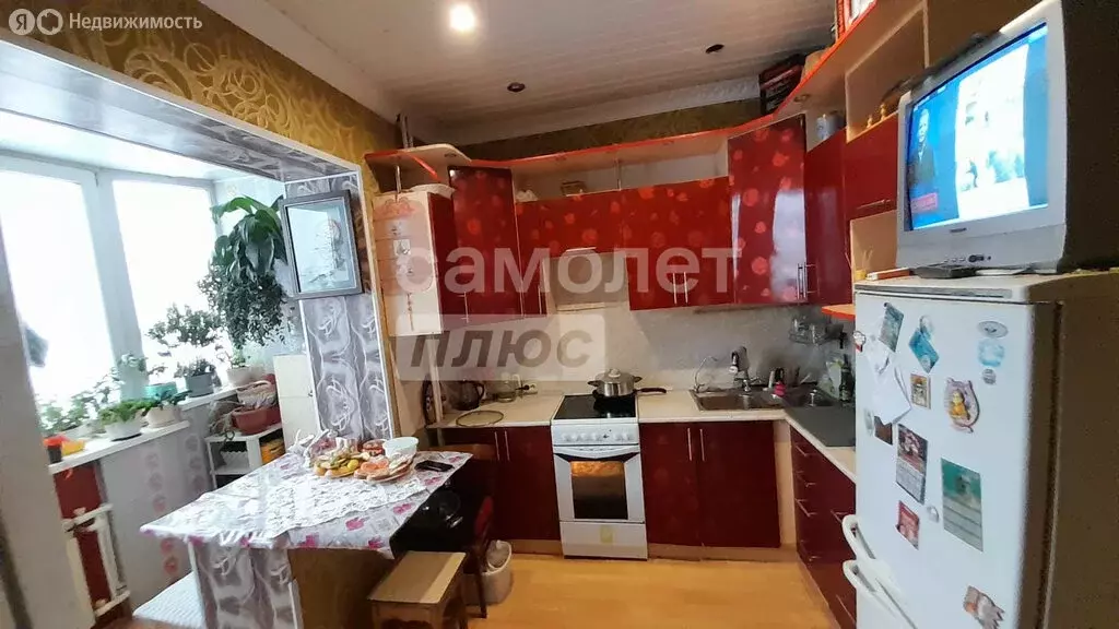 3-комнатная квартира: Тында, Усть-Илимская улица, 3 (71.1 м) - Фото 1