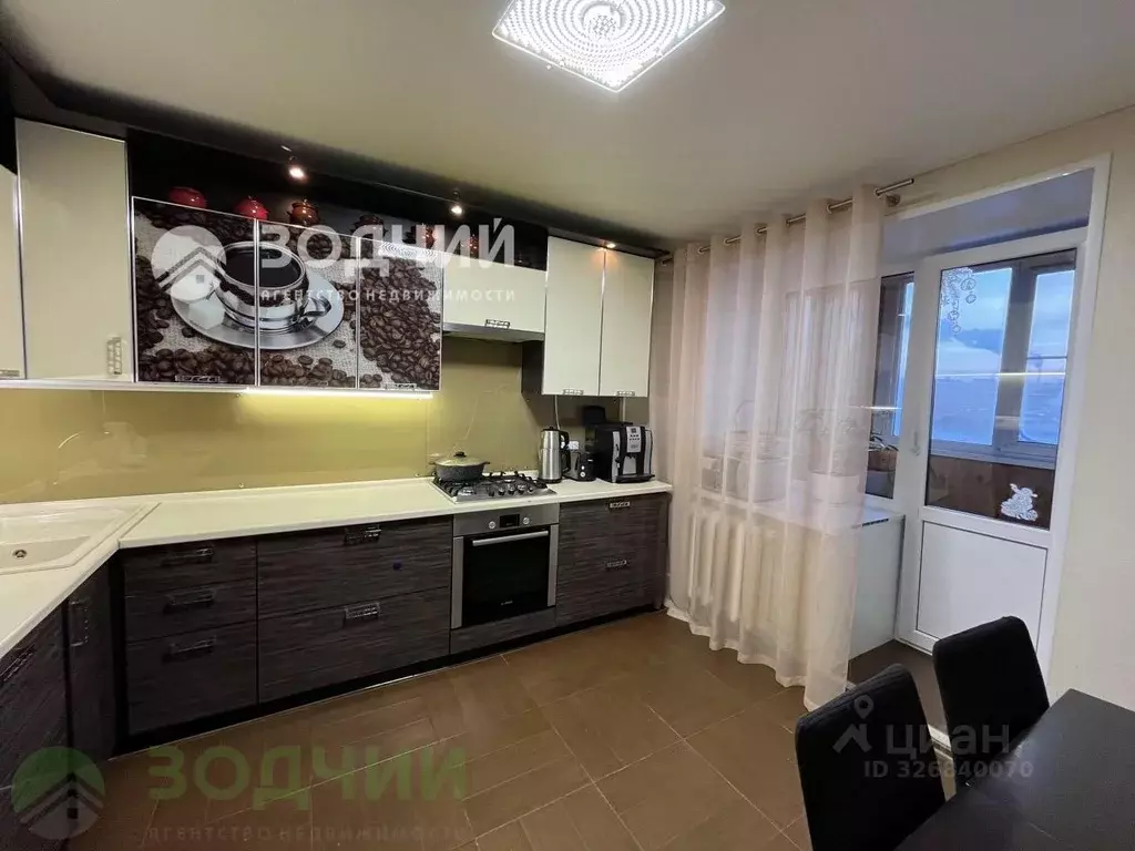 3-к кв. Чувашия, Чебоксары ул. Мате Залка, 13 (88.6 м) - Фото 0