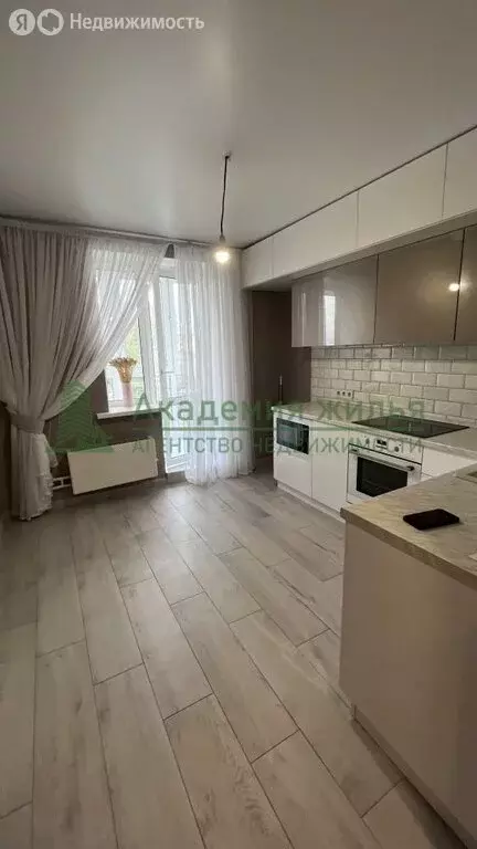 3-комнатная квартира: Саратов, Московское шоссе, 16Б (73 м) - Фото 0