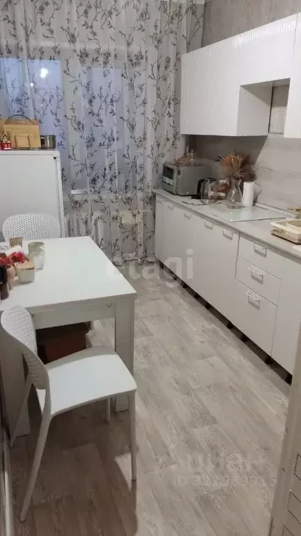 3-к кв. Саха (Якутия), Якутск ул. Билибина, 50 (64.0 м) - Фото 1