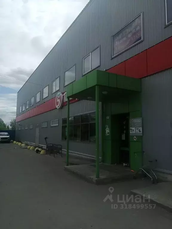 Помещение свободного назначения в Ленинградская область, Гатчина ул. ... - Фото 1