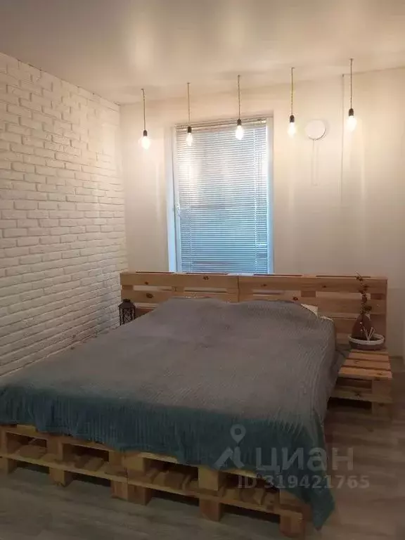1-к кв. Новосибирская область, Новосибирск ул. Ясный Берег, 10 (39.0 ... - Фото 0