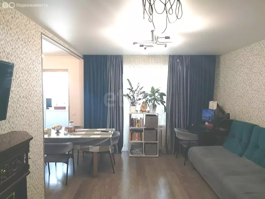 3-комнатная квартира: посёлок Воротынск, Сиреневый бульвар, 19 (61.4 ... - Фото 1