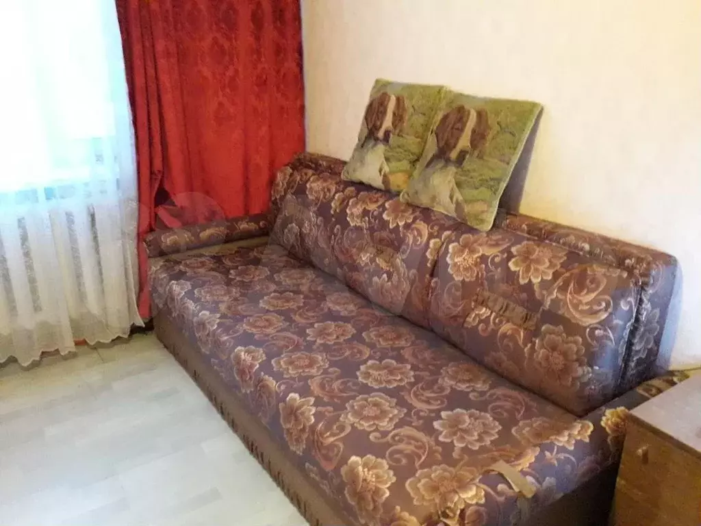 Комната 10,7 м в 2-к., 1/5 эт. - Фото 0