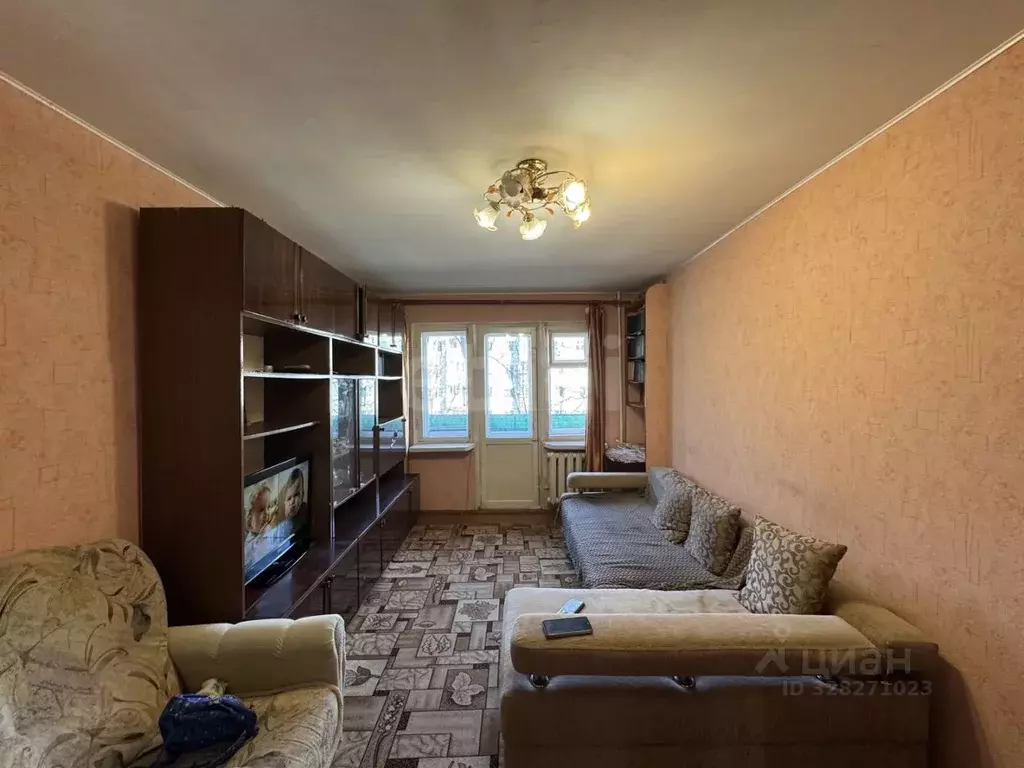 2-к кв. Коми, Сыктывкар Коммунистическая ул., 73 (44.0 м) - Фото 0