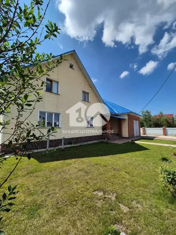 Дом в Новосибирская область, Бердск ул. Журавлиная (300 м) - Фото 0