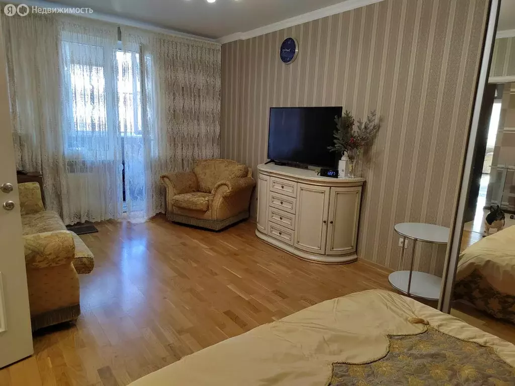 2-комнатная квартира: Краснодар, Московская улица, 59 (64 м) - Фото 0