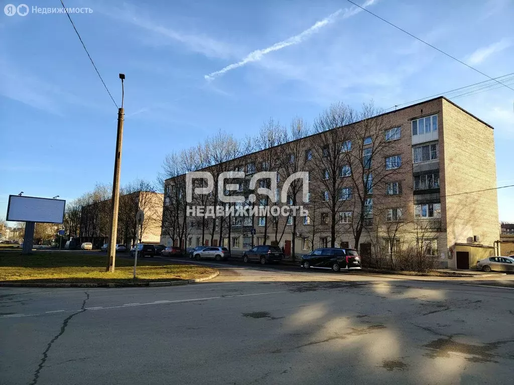 3-комнатная квартира: Гатчина, Рощинская улица, 18 (60.1 м) - Фото 1