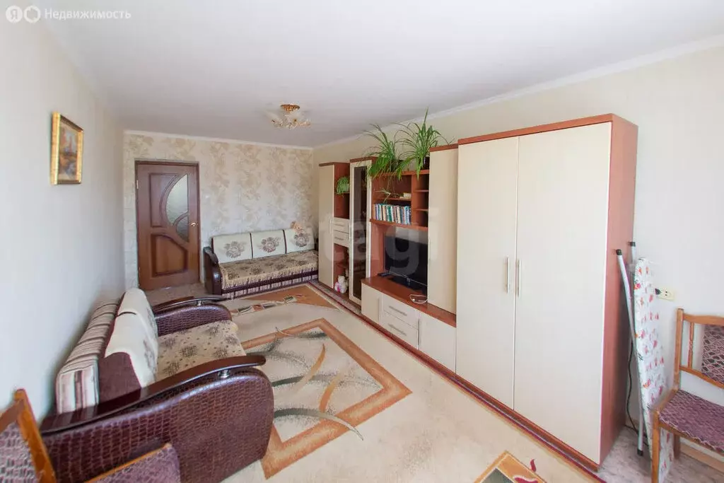 2-комнатная квартира: Альметьевск, улица Чернышевского, 6 (48.3 м) - Фото 1