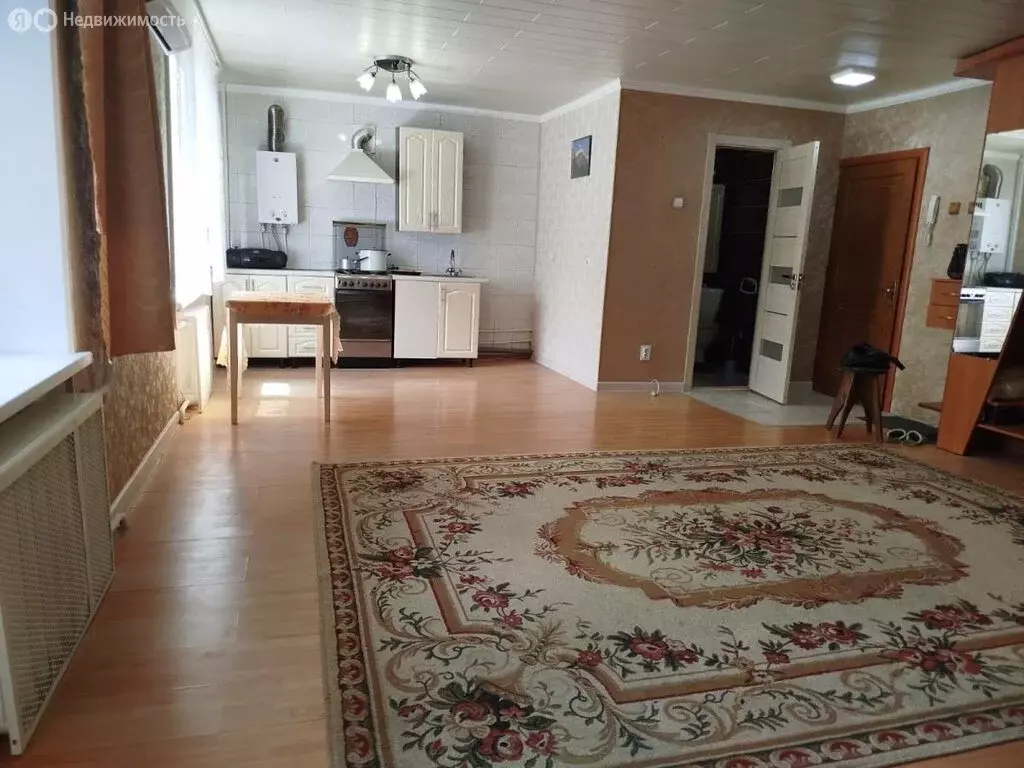 Квартира-студия: Каменск-Шахтинский, Народная улица, 44 (39 м) - Фото 0