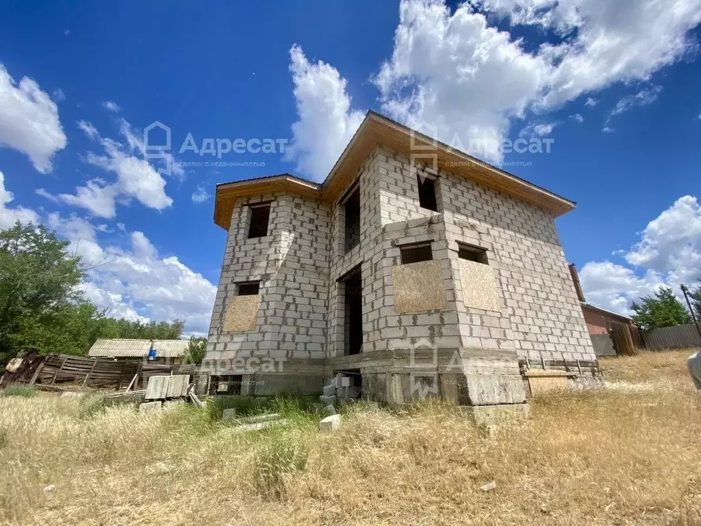 Дом в Волгоградская область, Краснослободск Среднеахтубинский район, ... - Фото 1
