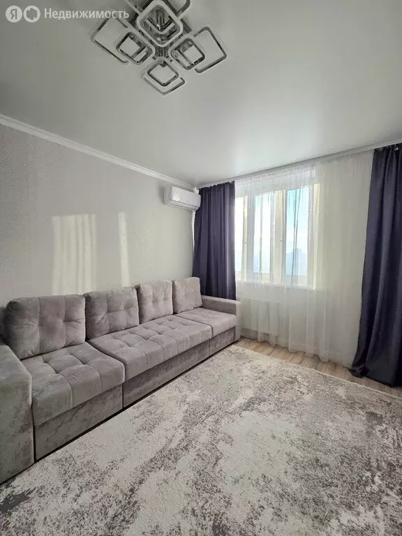 1-комнатная квартира: Омск, бульвар Архитекторов, 1Г (37.2 м) - Фото 2