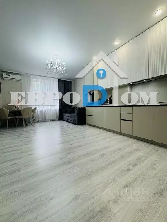 2-к кв. Омская область, Омск Омская ул., 77/2 (57.7 м) - Фото 2