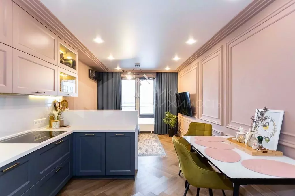 3-к кв. Тюменская область, Тюмень ул. 50 лет Октября, 57Бк1 (80.0 м) - Фото 1