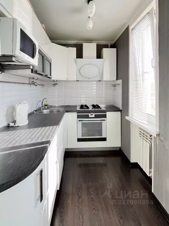 2-к кв. Саратовская область, Балаково ул. Набережная Леонова, 27 (52.0 ... - Фото 0