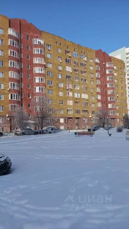 2-к кв. Курская область, Курск просп. Вячеслава Клыкова, 8 (80.1 м) - Фото 1