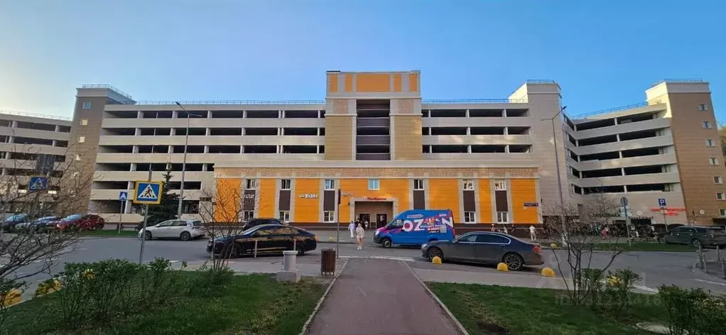 Гараж в Москва Внуковское поселение, бул. Андрея Тарковского, 1 (17 м) - Фото 1